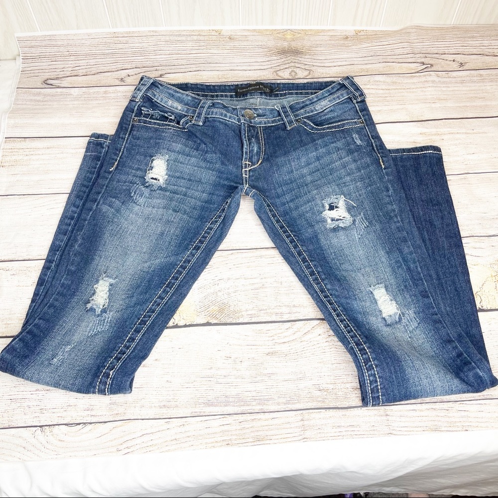 Twentyone Black by Rue 21 Jeans Size 3/4 R